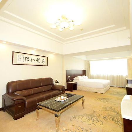 Overseas Chinese Friendship Hotel Guangzhou Exterior foto